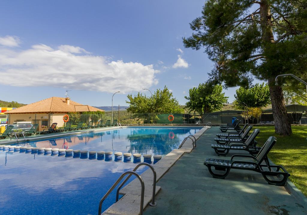 Camping-Bungalows Altomira Navajas Bagian luar foto